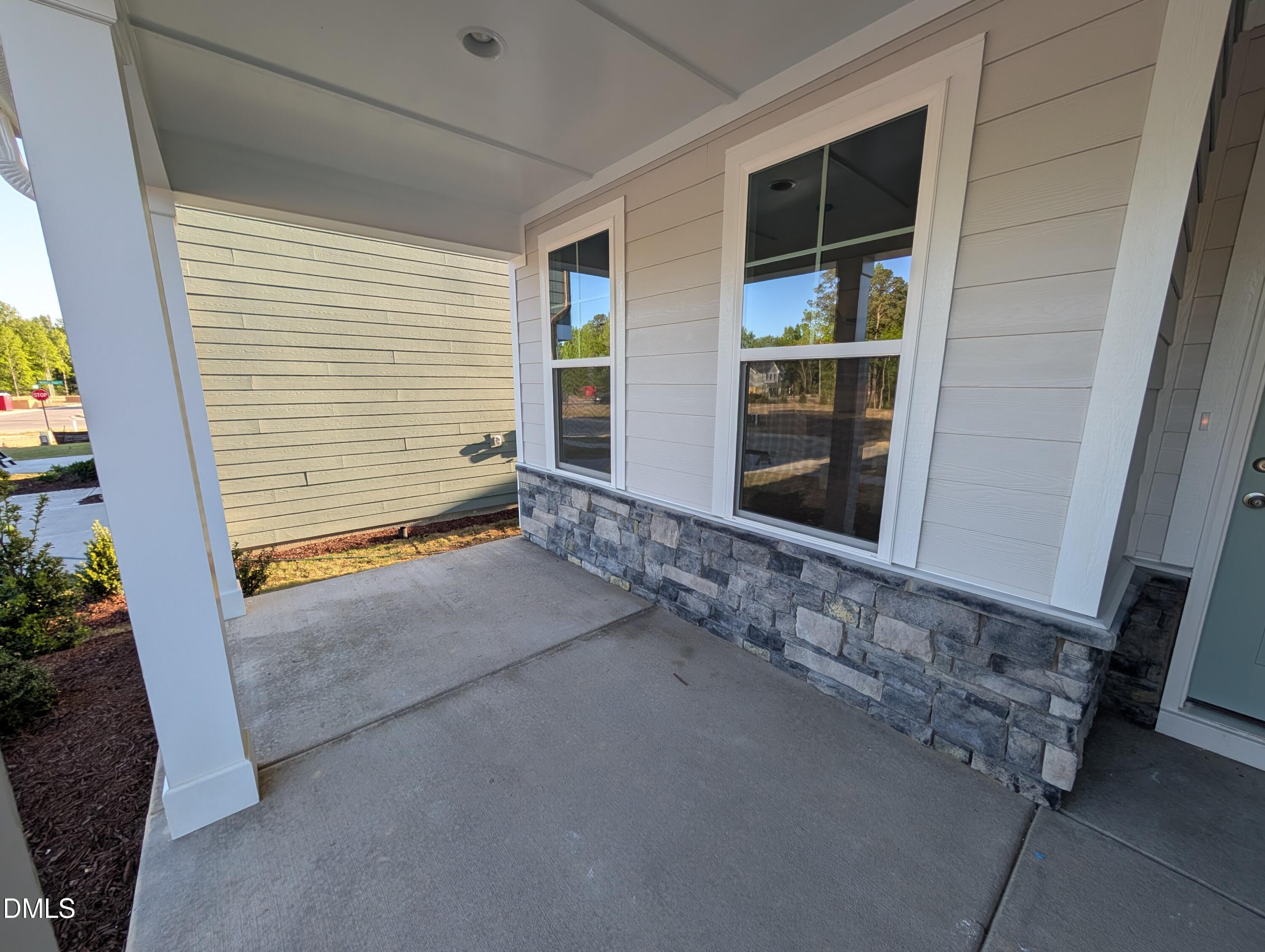 913 Diana Victoria Court