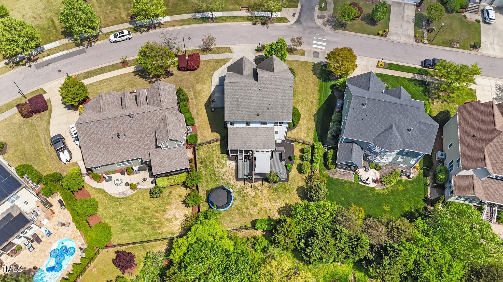 3832 Crimson Clover Avenue