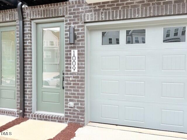 1009 Regalia Road 30