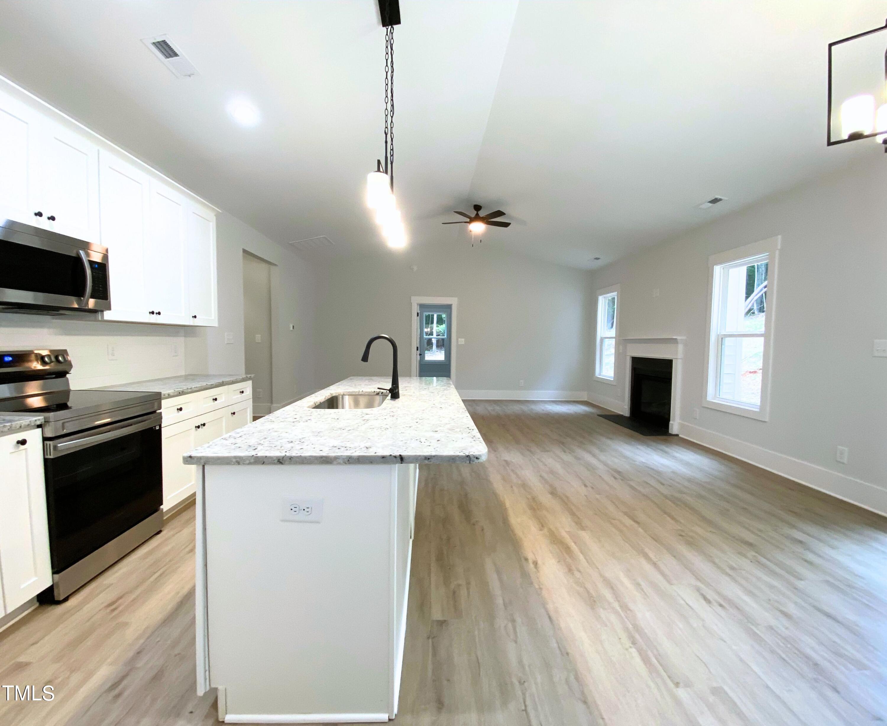 114 Shoshone Drive