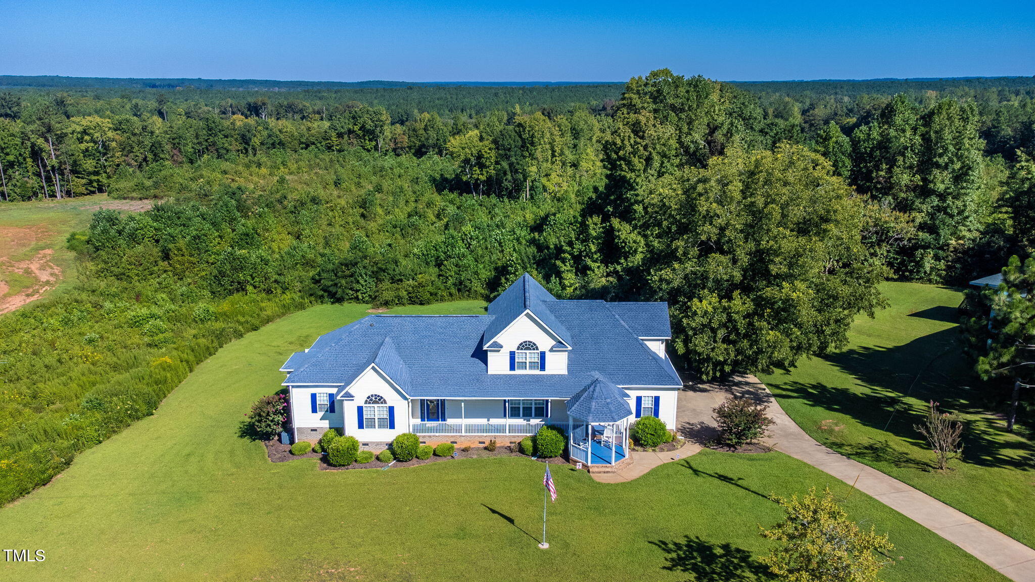 1083 Richardson Road