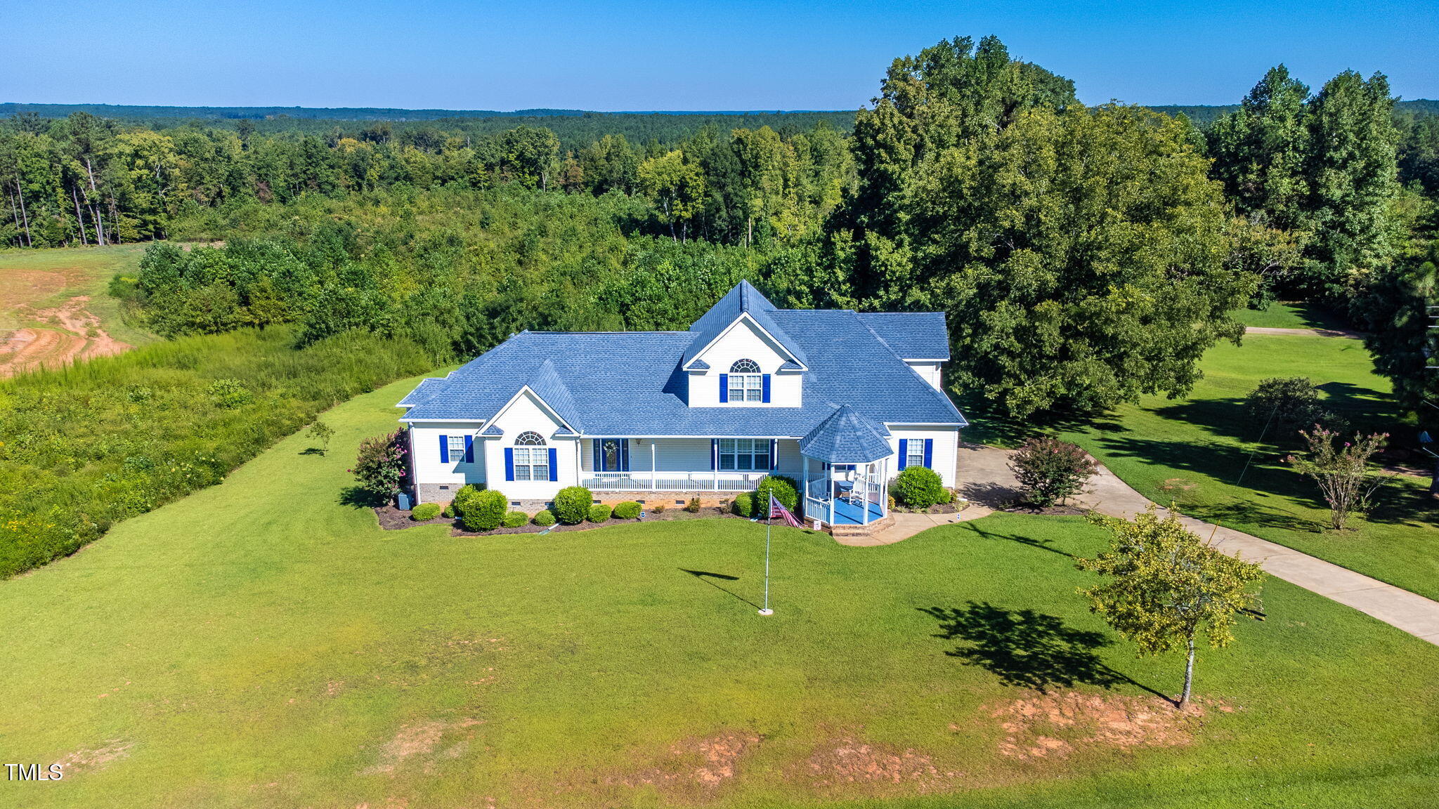1083 Richardson Road