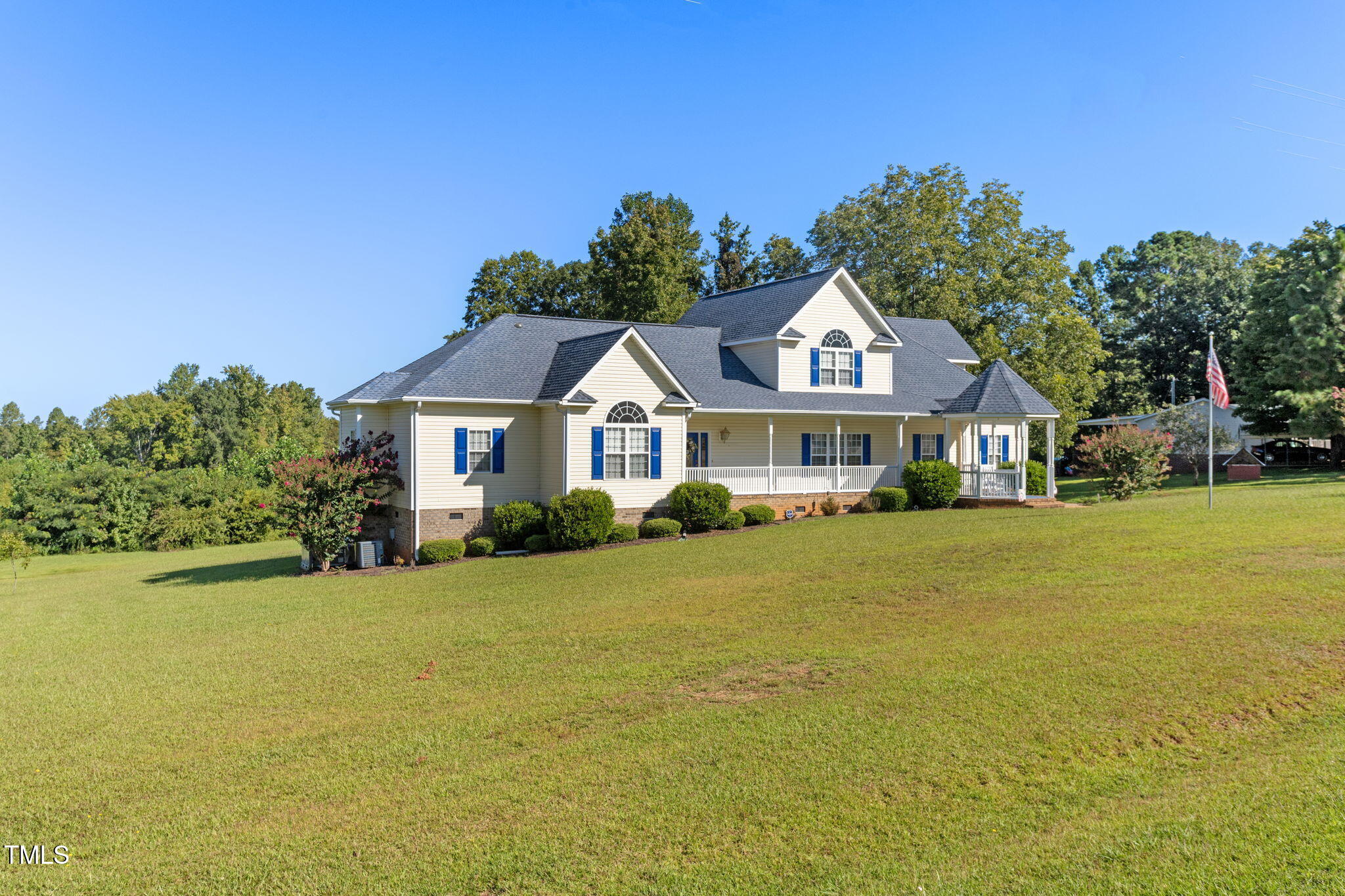 1083 Richardson Road