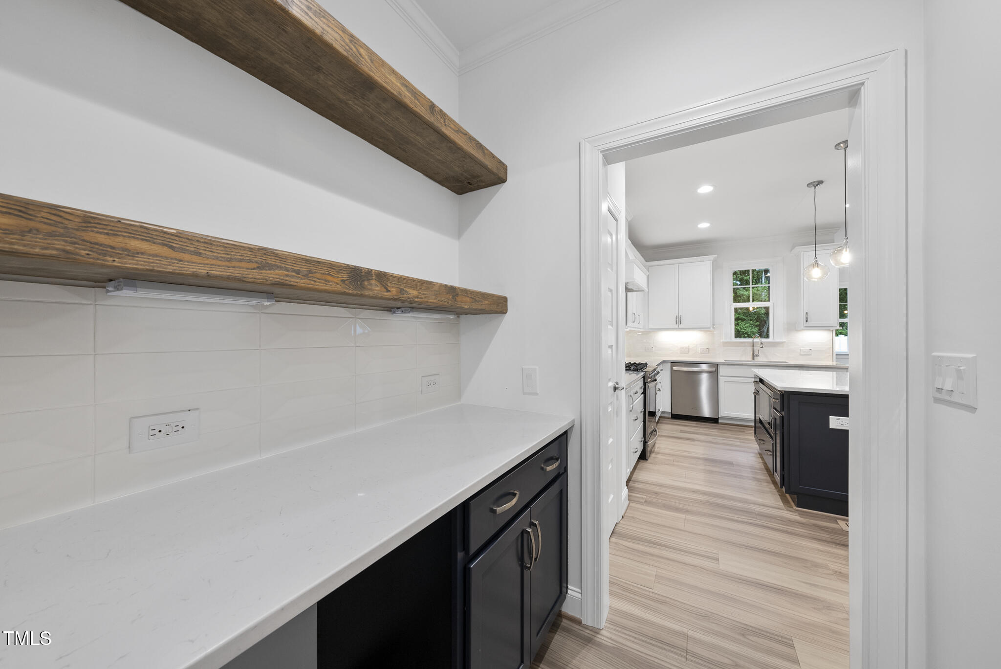 2617 Silver Gate Court
