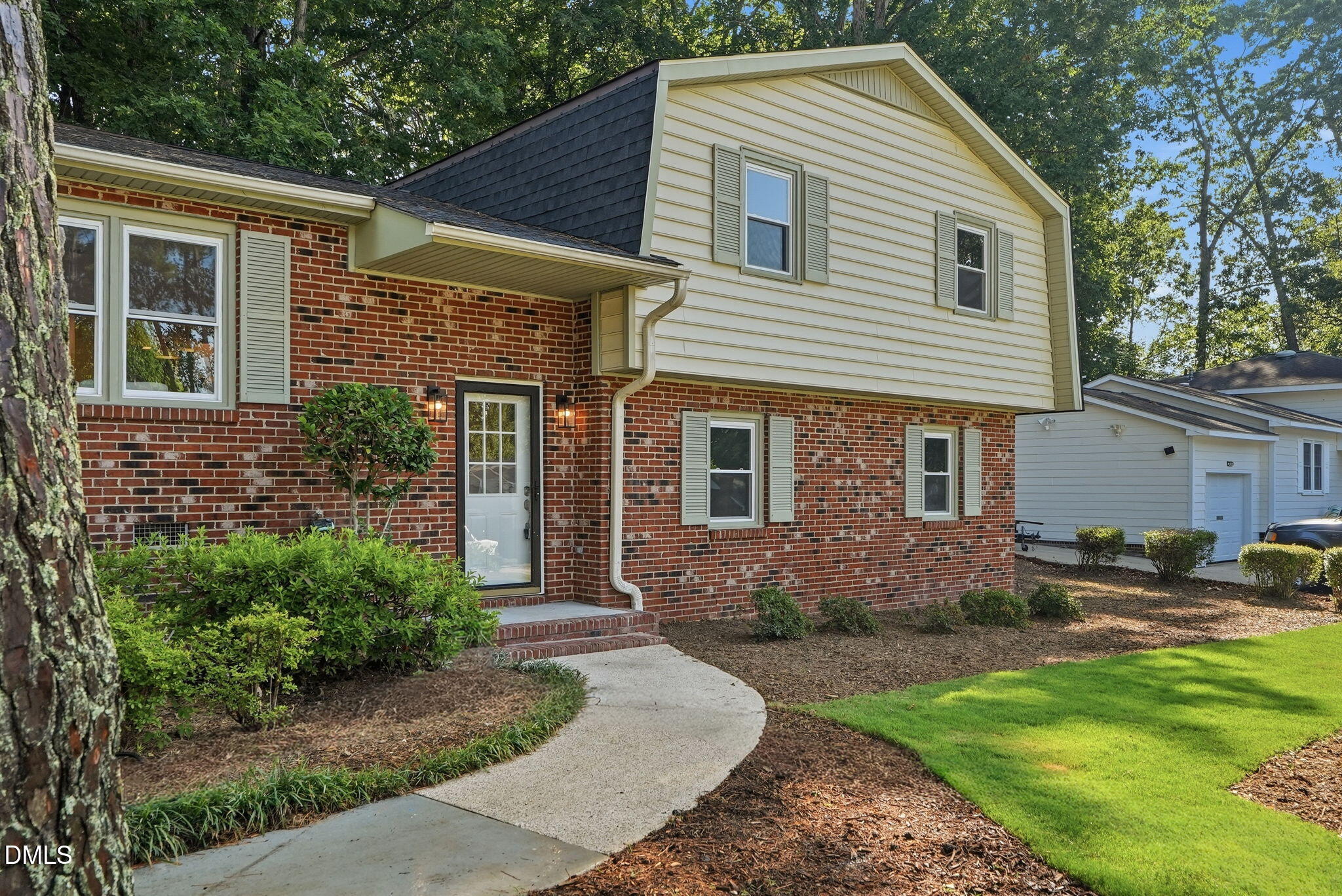 803 Roanoke Drive
