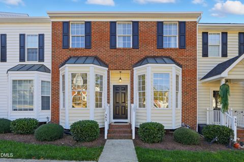 303 Knightsborough Way Apex NC 27502