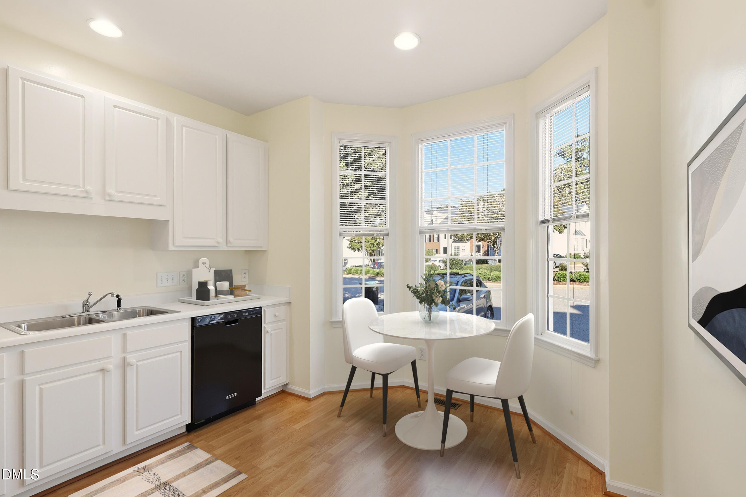 303 Knightsborough Way