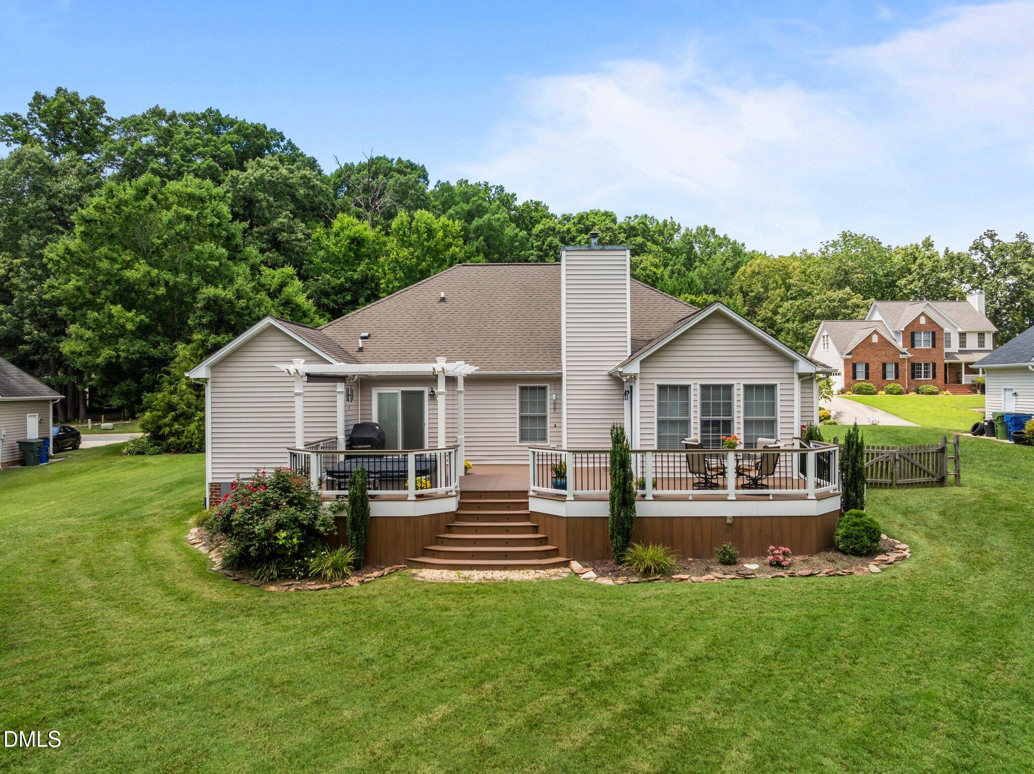 2392 Willowview Drive