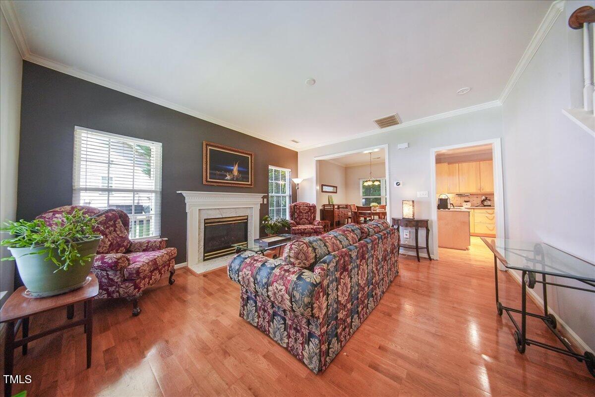 1909 Piperwood Court