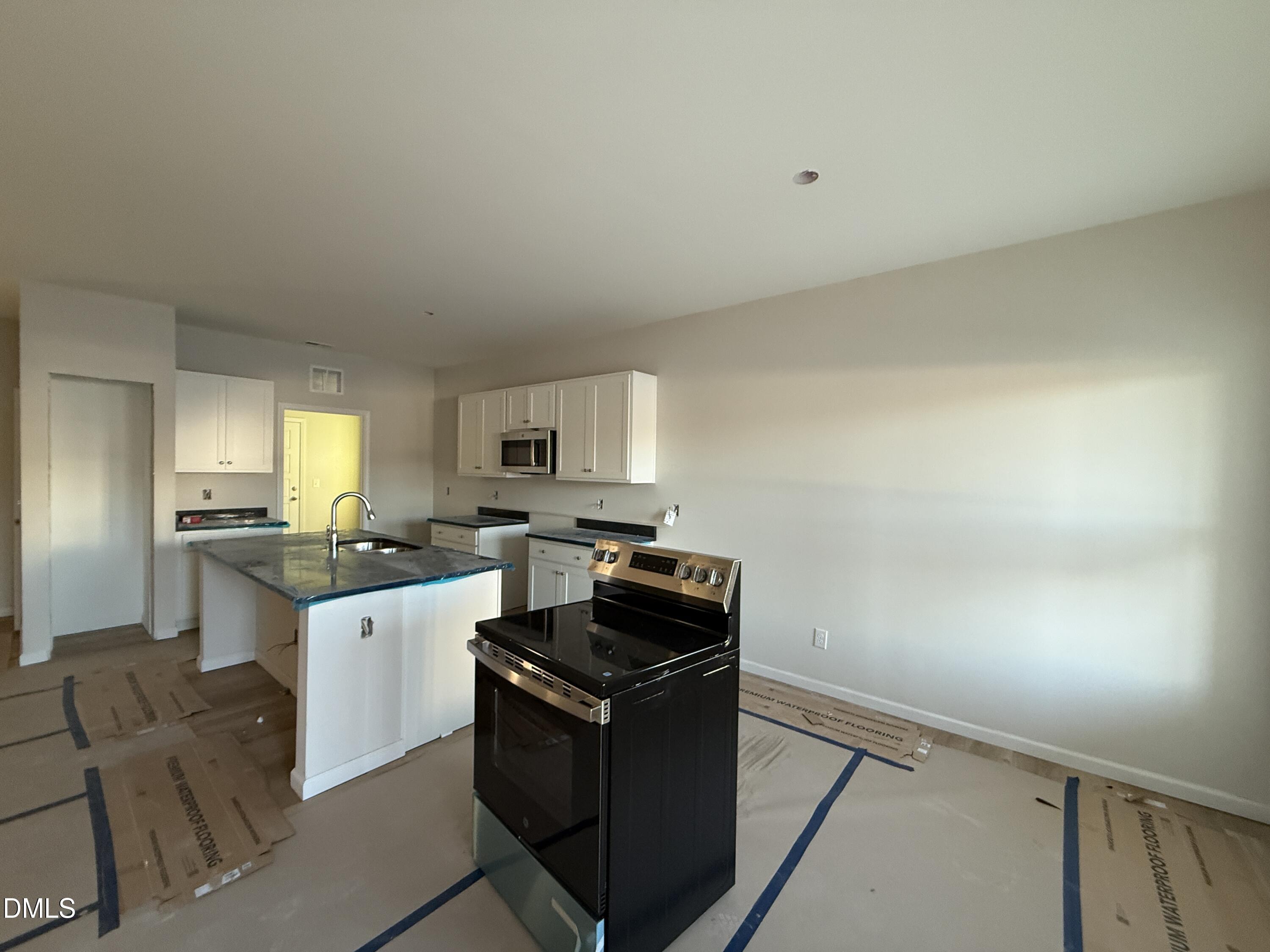 24 W Emily Gardens Drive