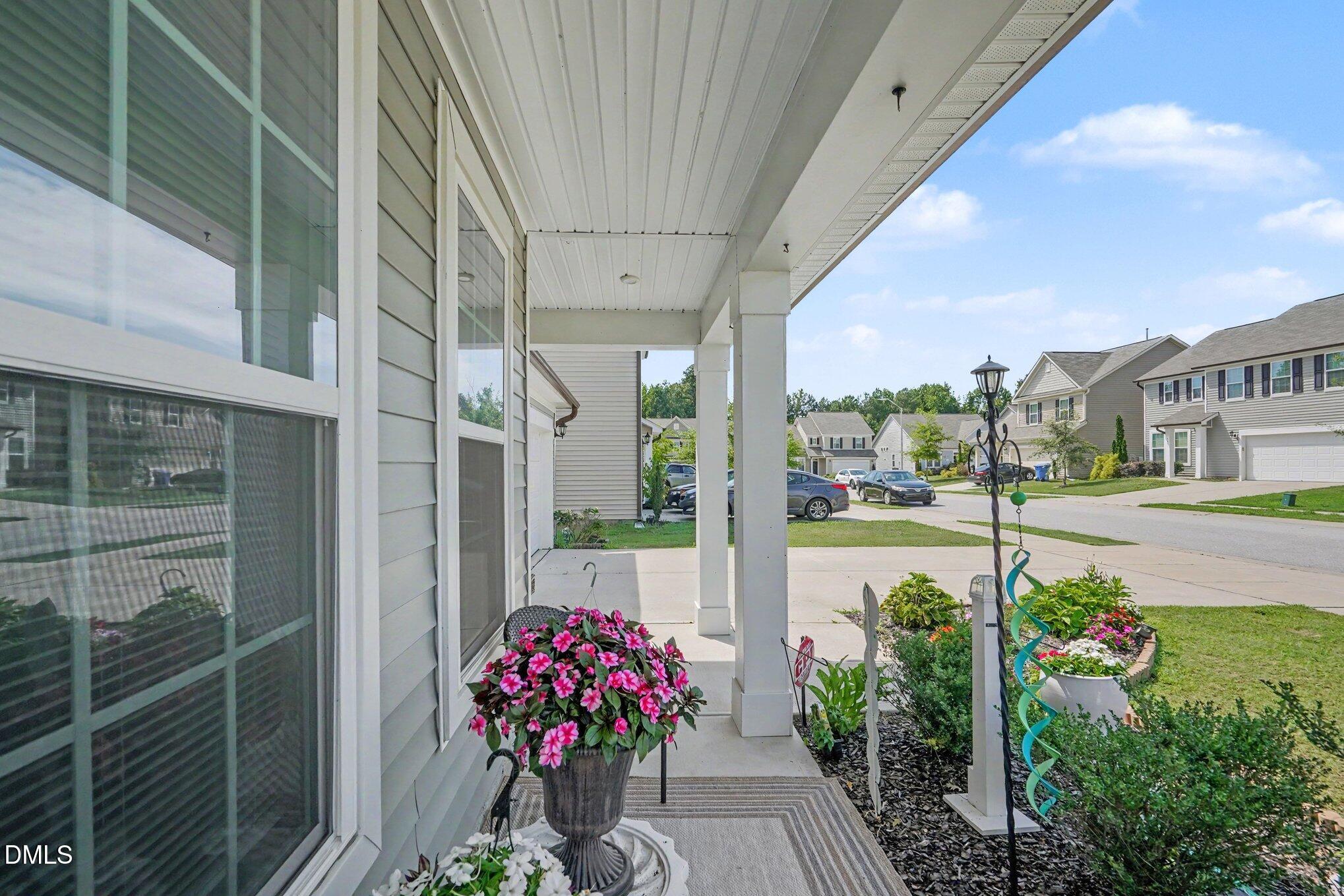 312 Avery Glenn Way