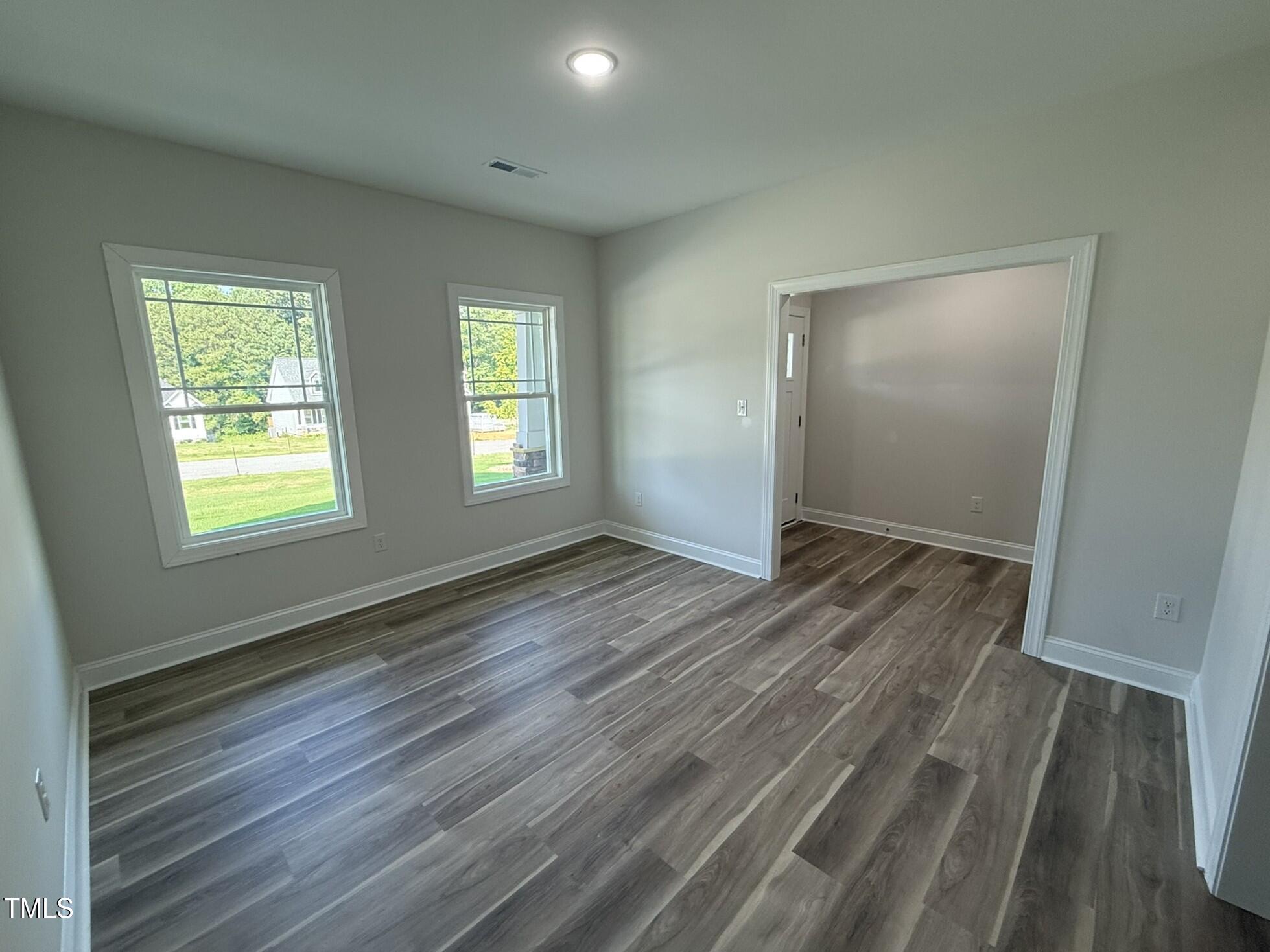 290 Busterfield Court