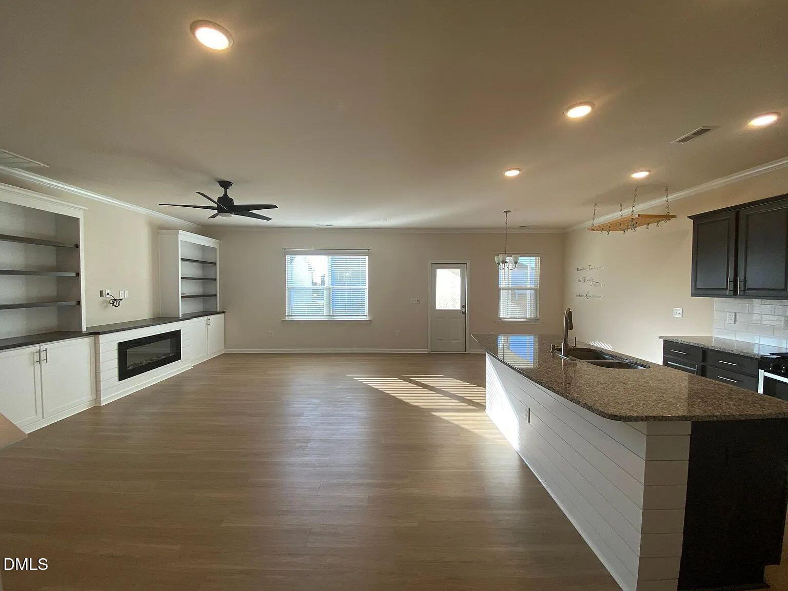 2124 Fox Chapel Place