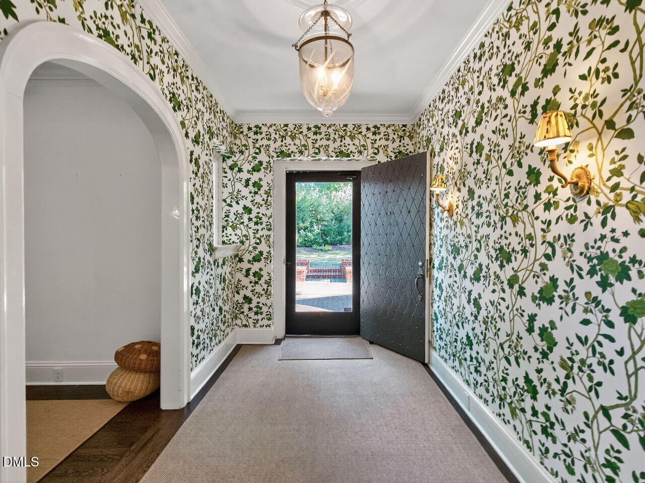 2427 Glenwood Avenue