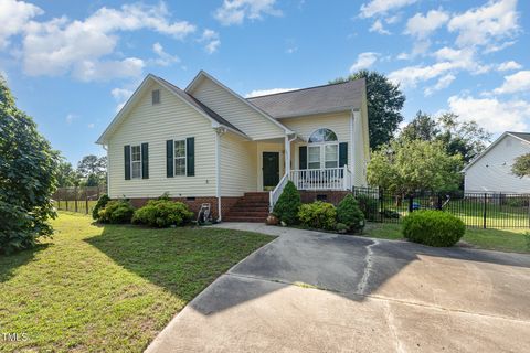 1211 Azalea Drive Zebulon NC 27597