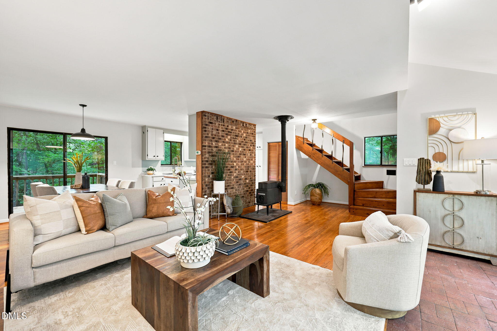 612 Cedar Brook Way