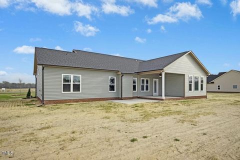 A home in Dunn