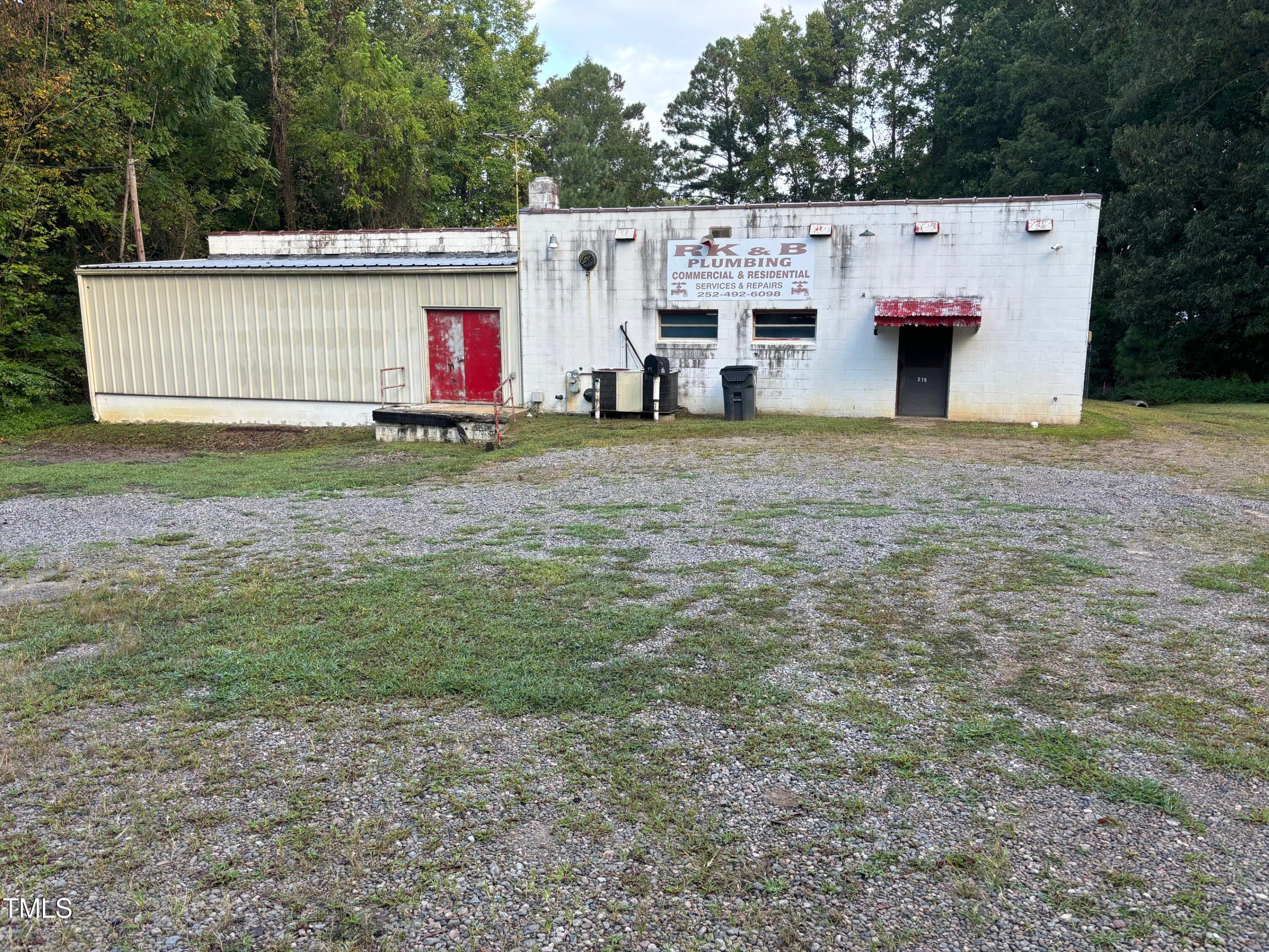 215 Yadkin Street
