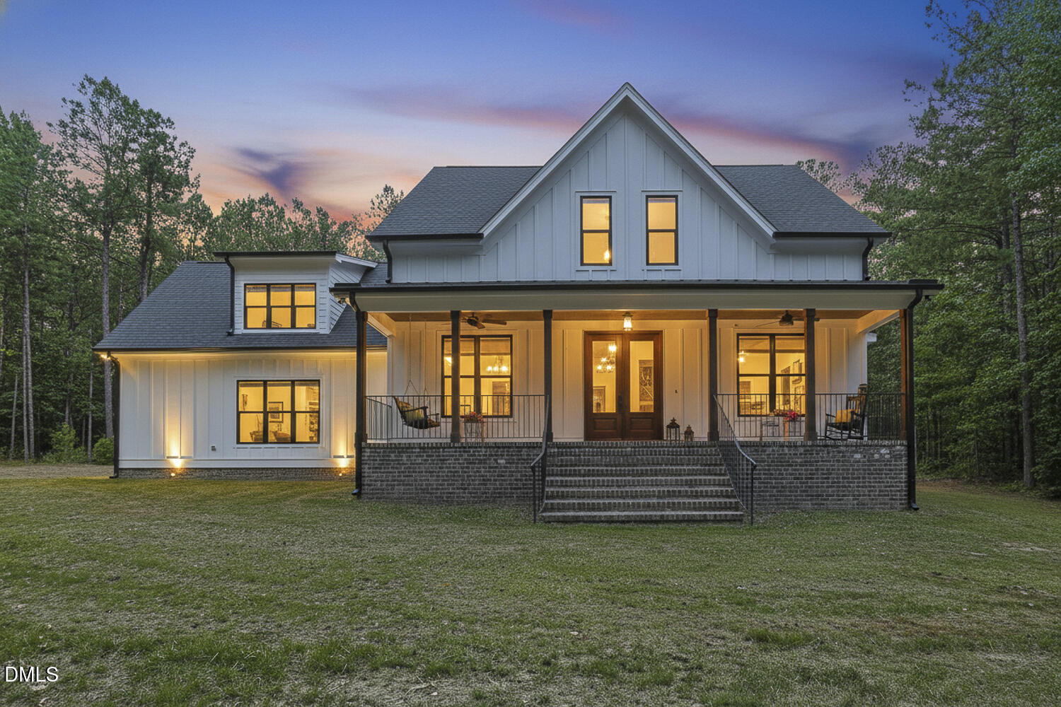7032 Oakville Lane