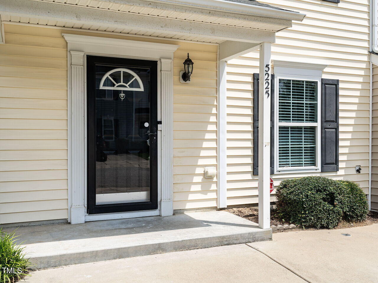 5225 Big Bass Drive