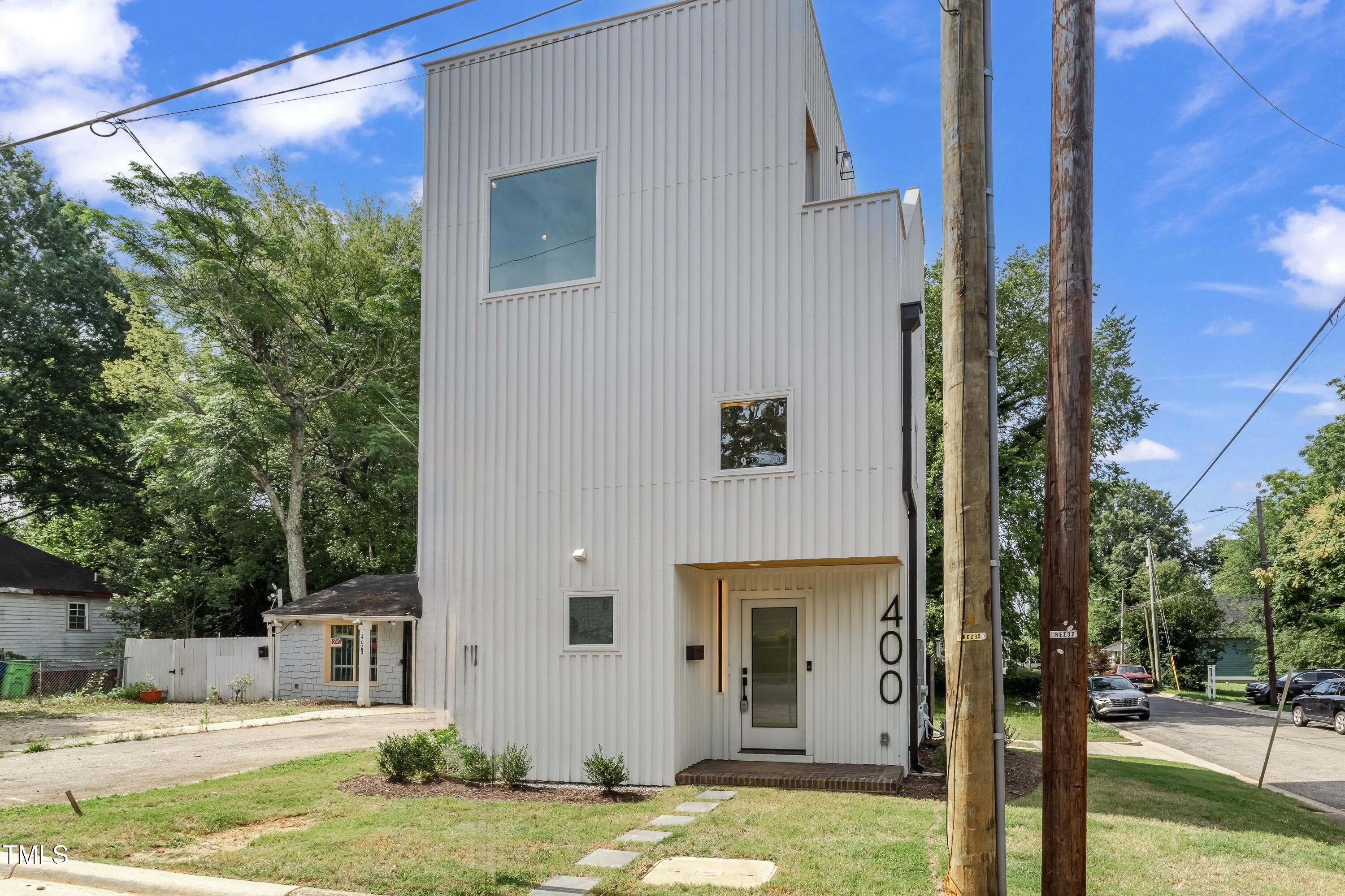 400 Bragg Street