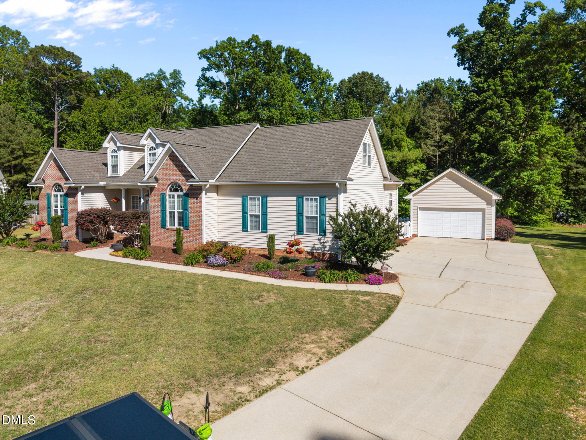 112 Gibbons Drive