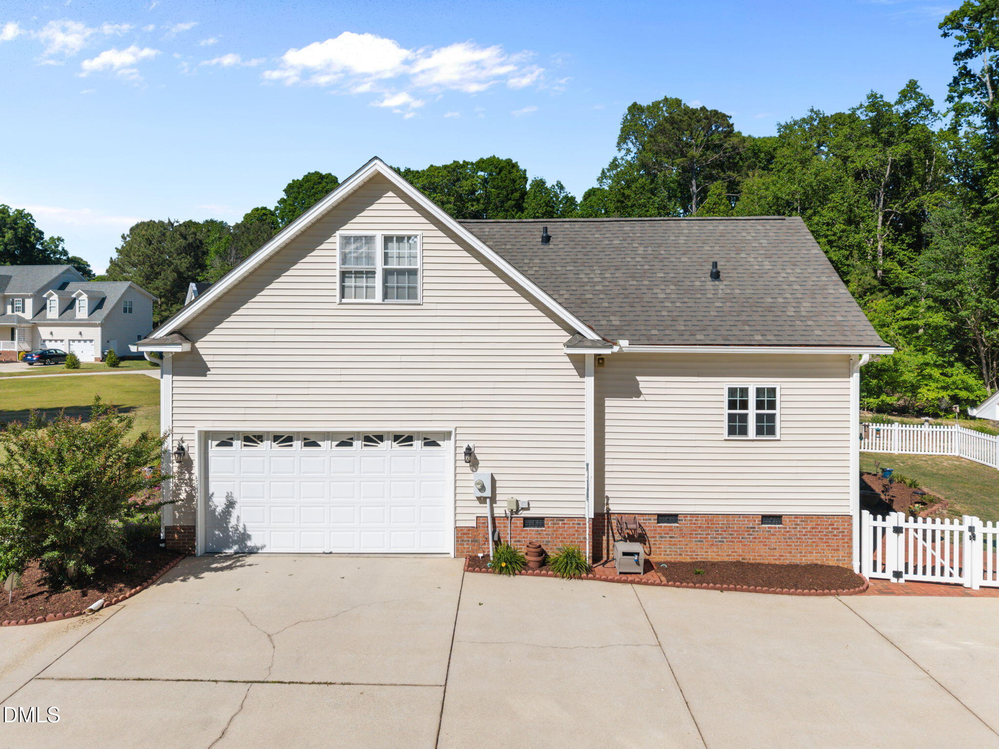 112 Gibbons Drive