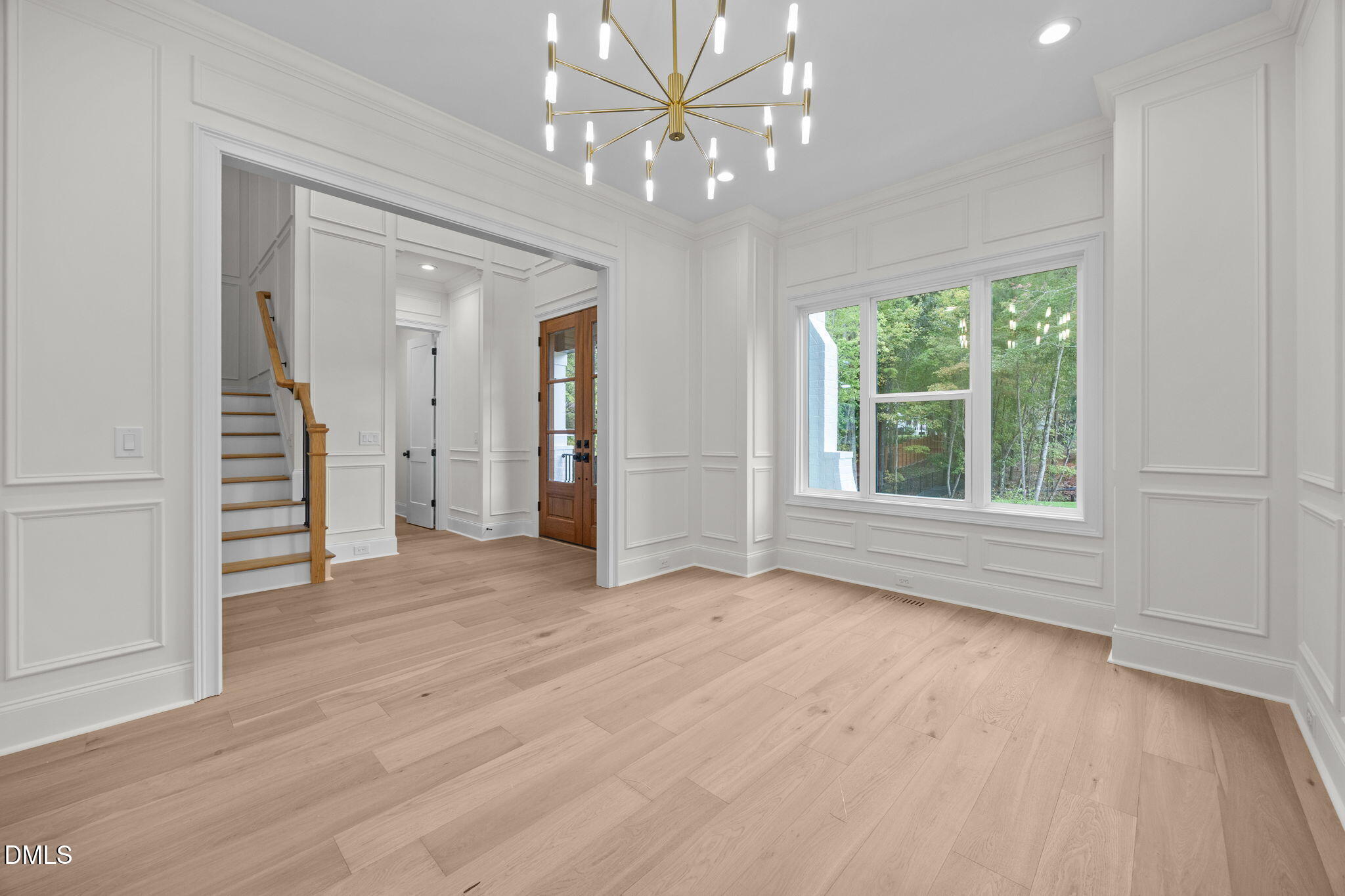 65 Chestnut Oak Drive