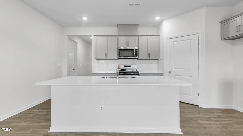 729 Sparkling Pear Drive
