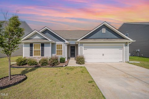 757 Frosty Way Zebulon NC 27597