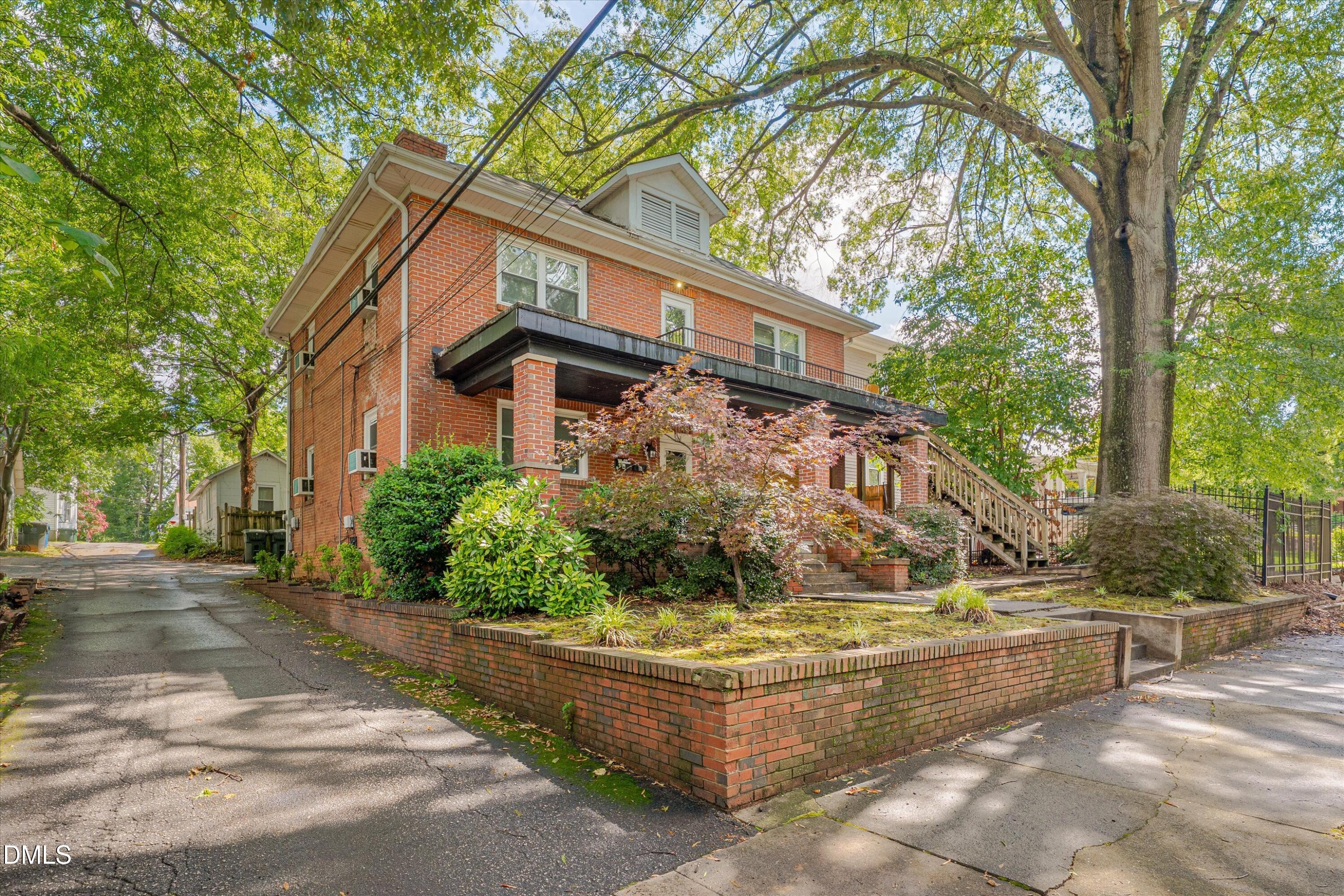 513 Cleveland Street