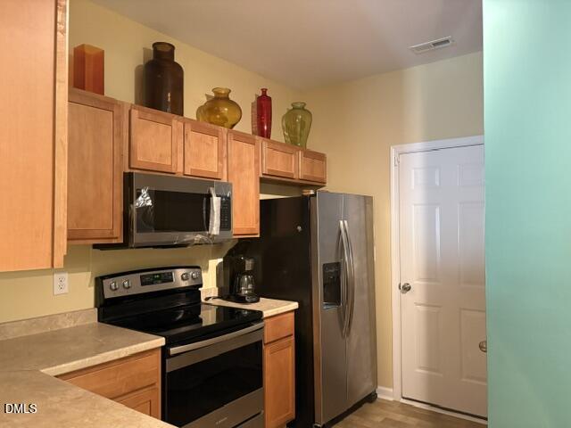1108 Hadel Place