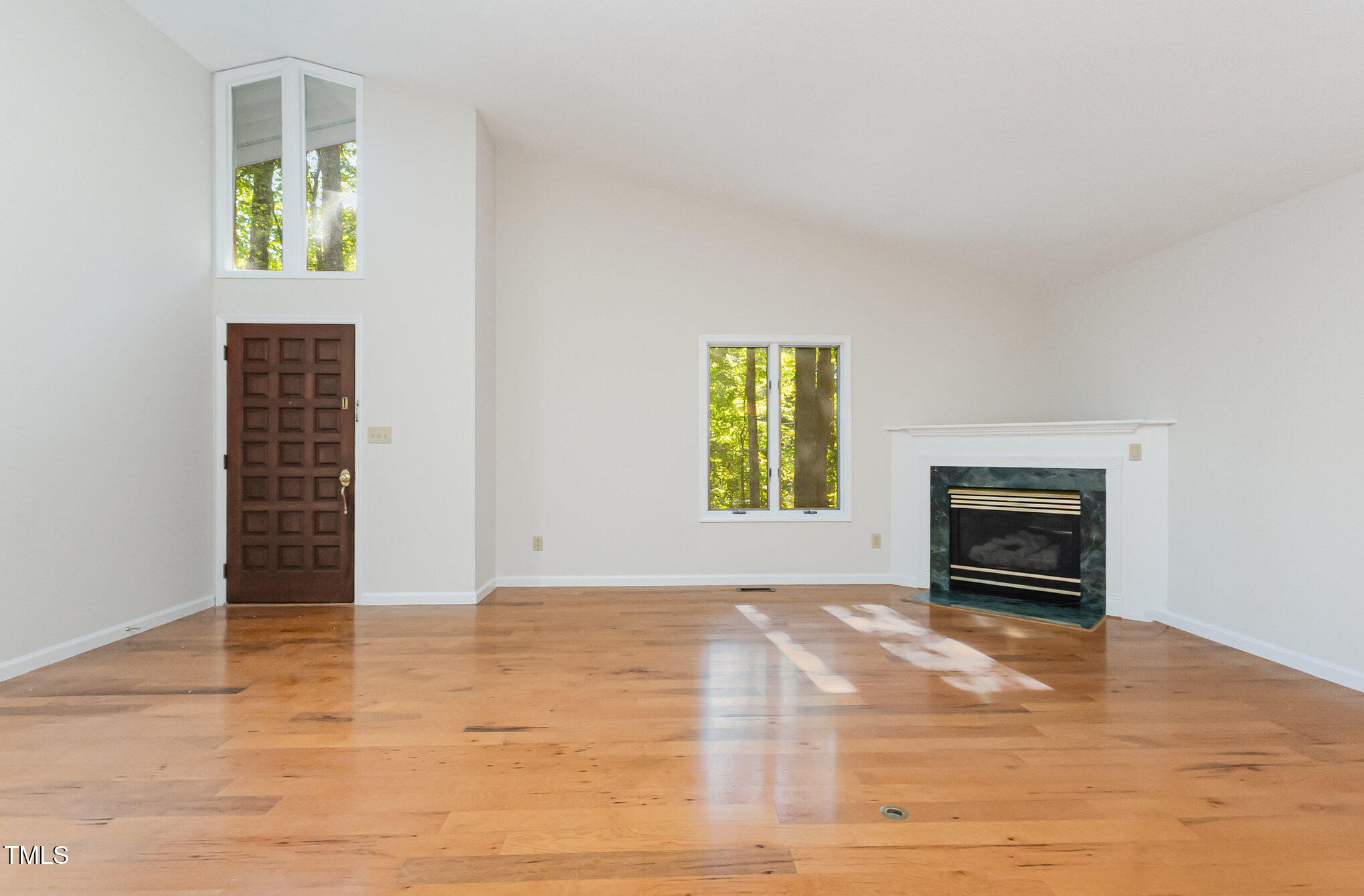 1423 Davis Road