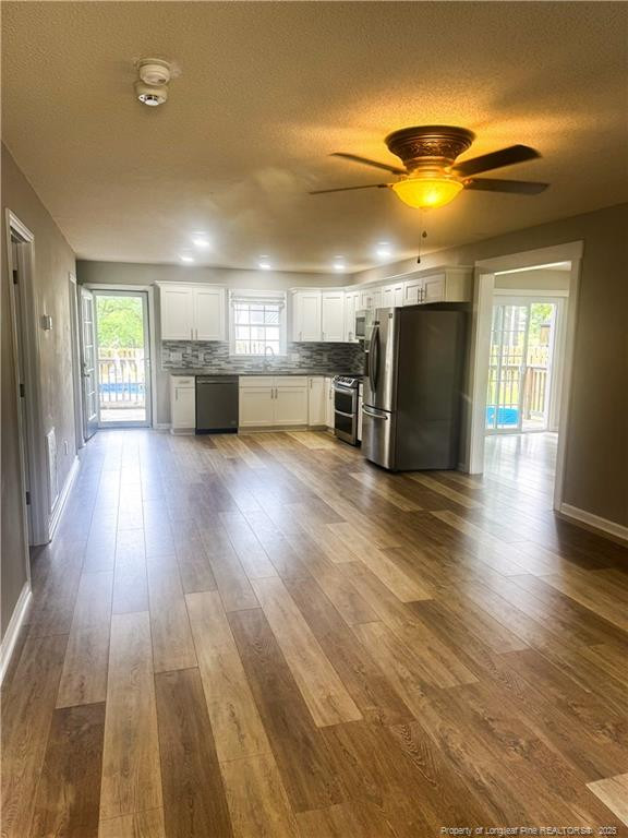 2313 Weatherwood Court