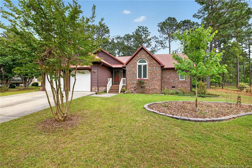 30 Racquet Court