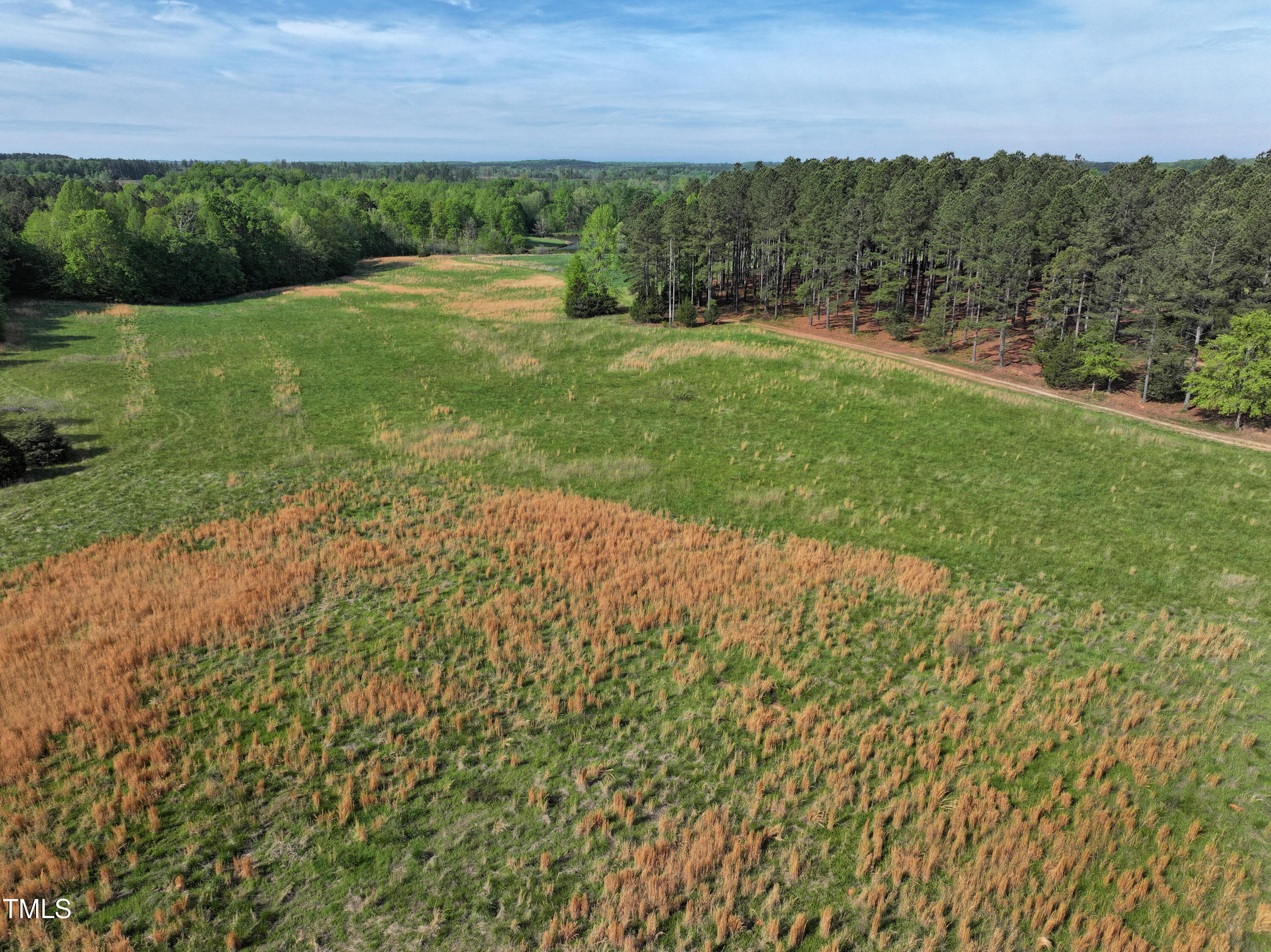 480 Deer Hollow
