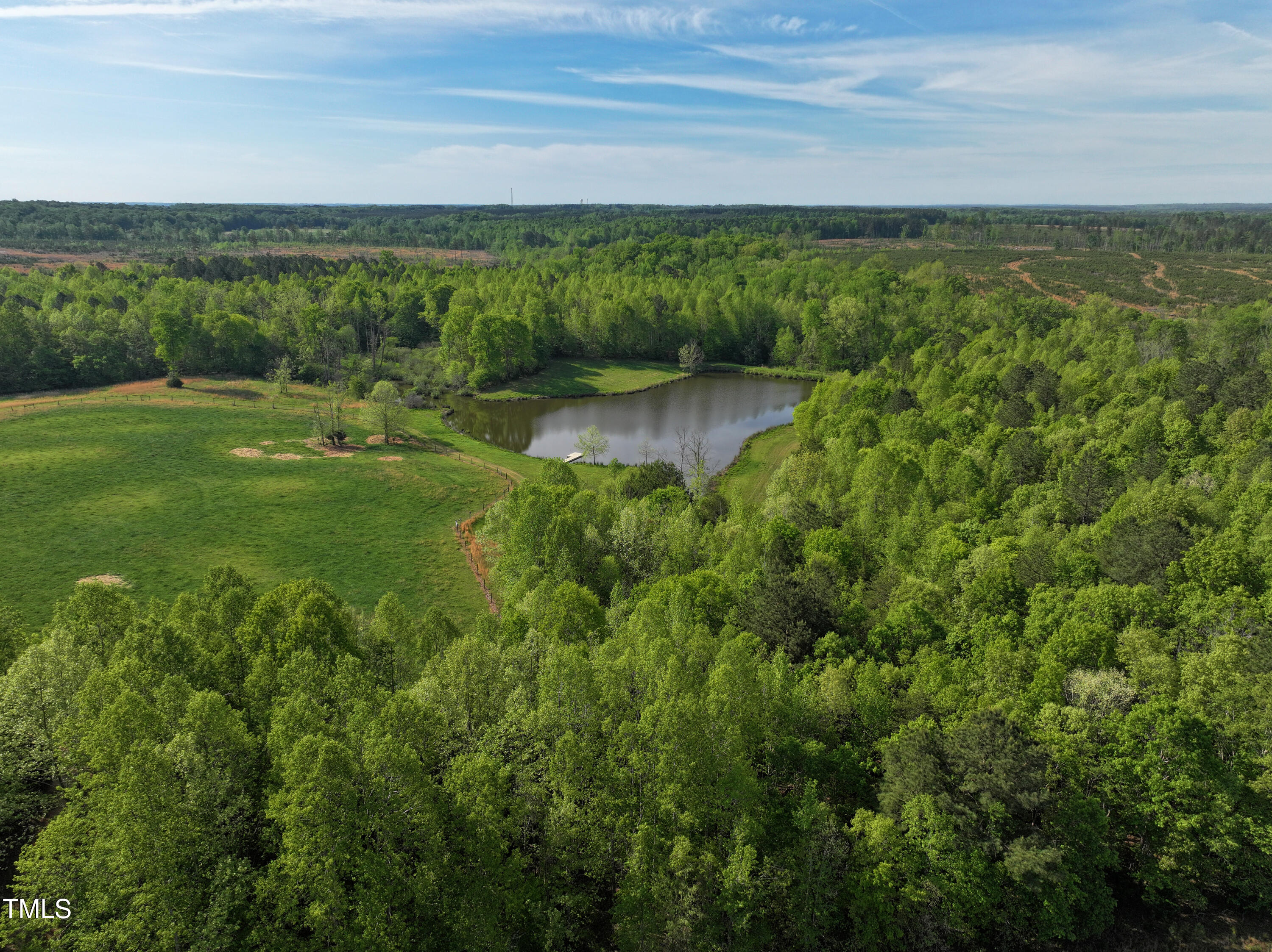 480 Deer Hollow