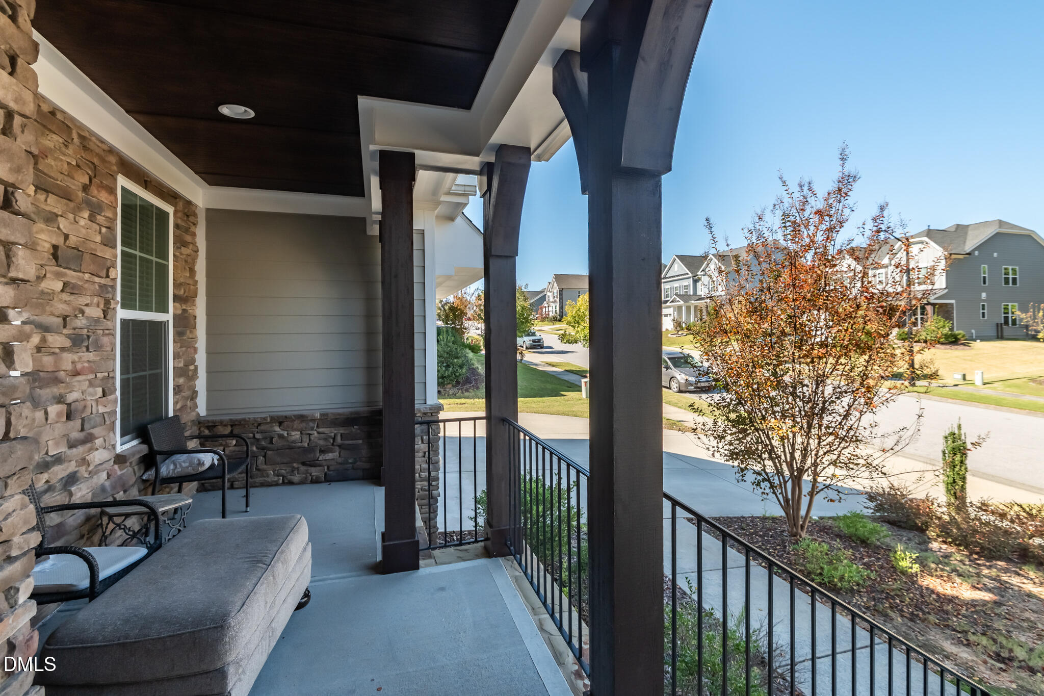 3432 Mountain Hill Drive