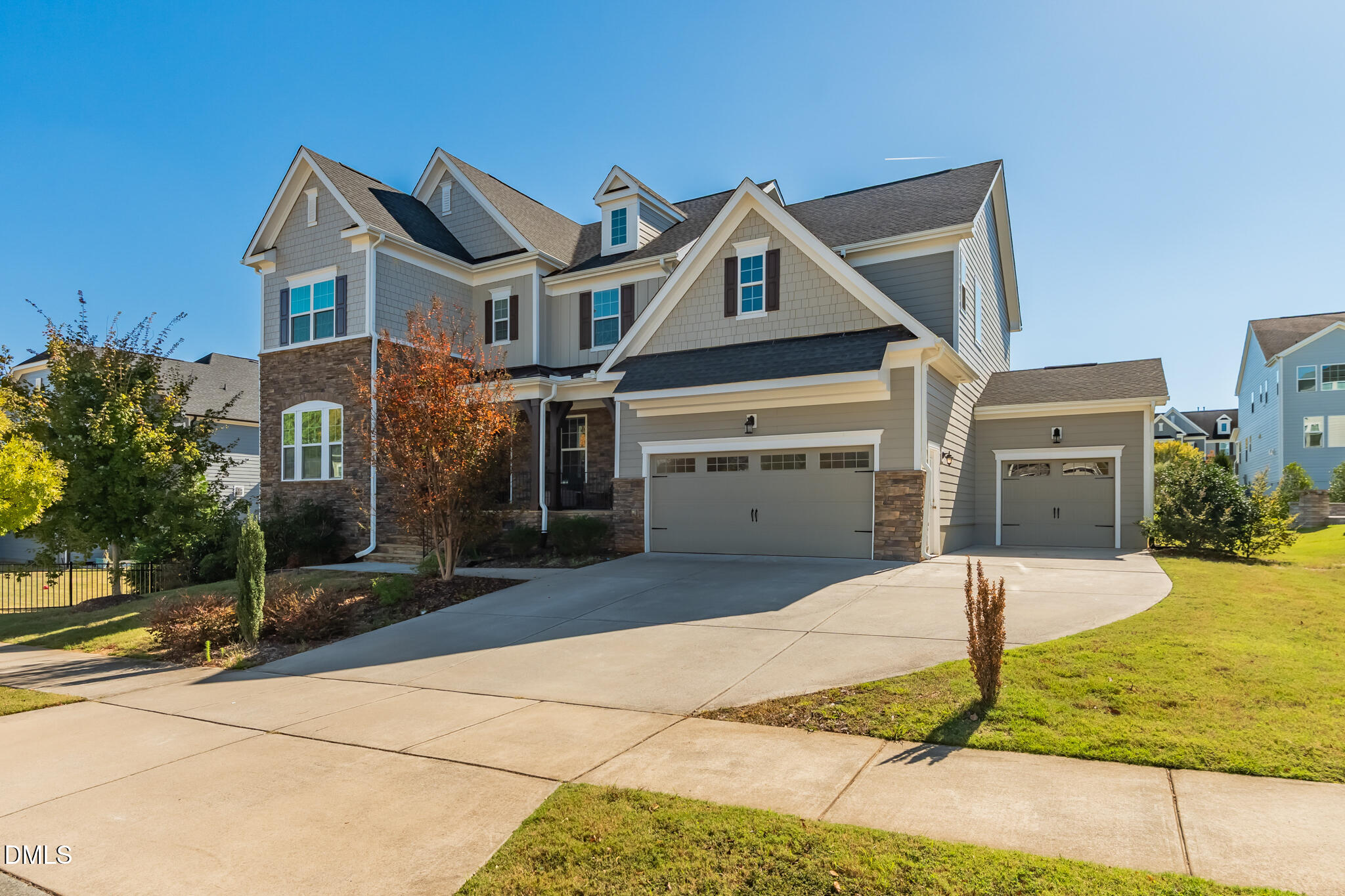 3432 Mountain Hill Drive