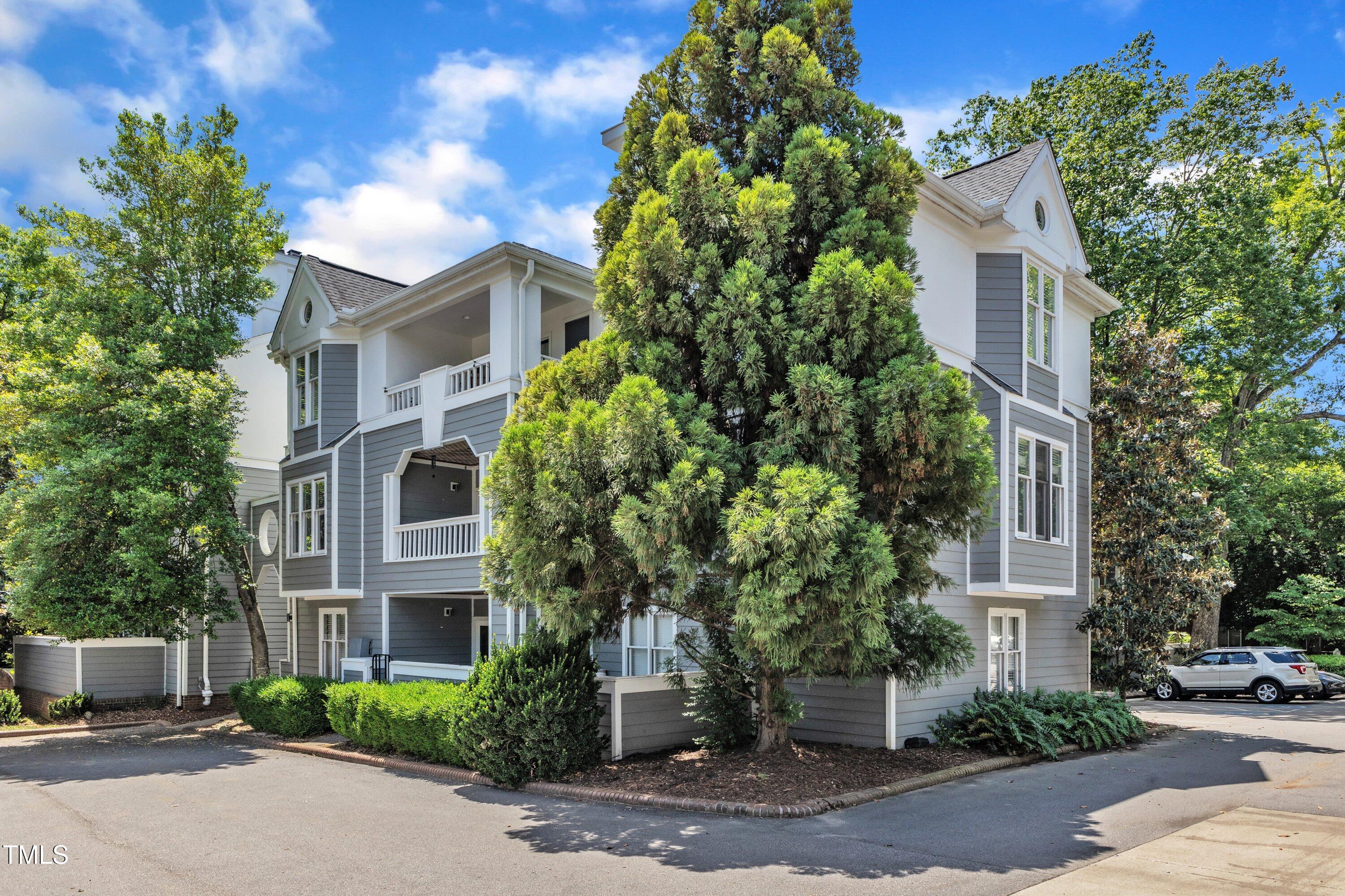 700 Bishops Park Drive 302