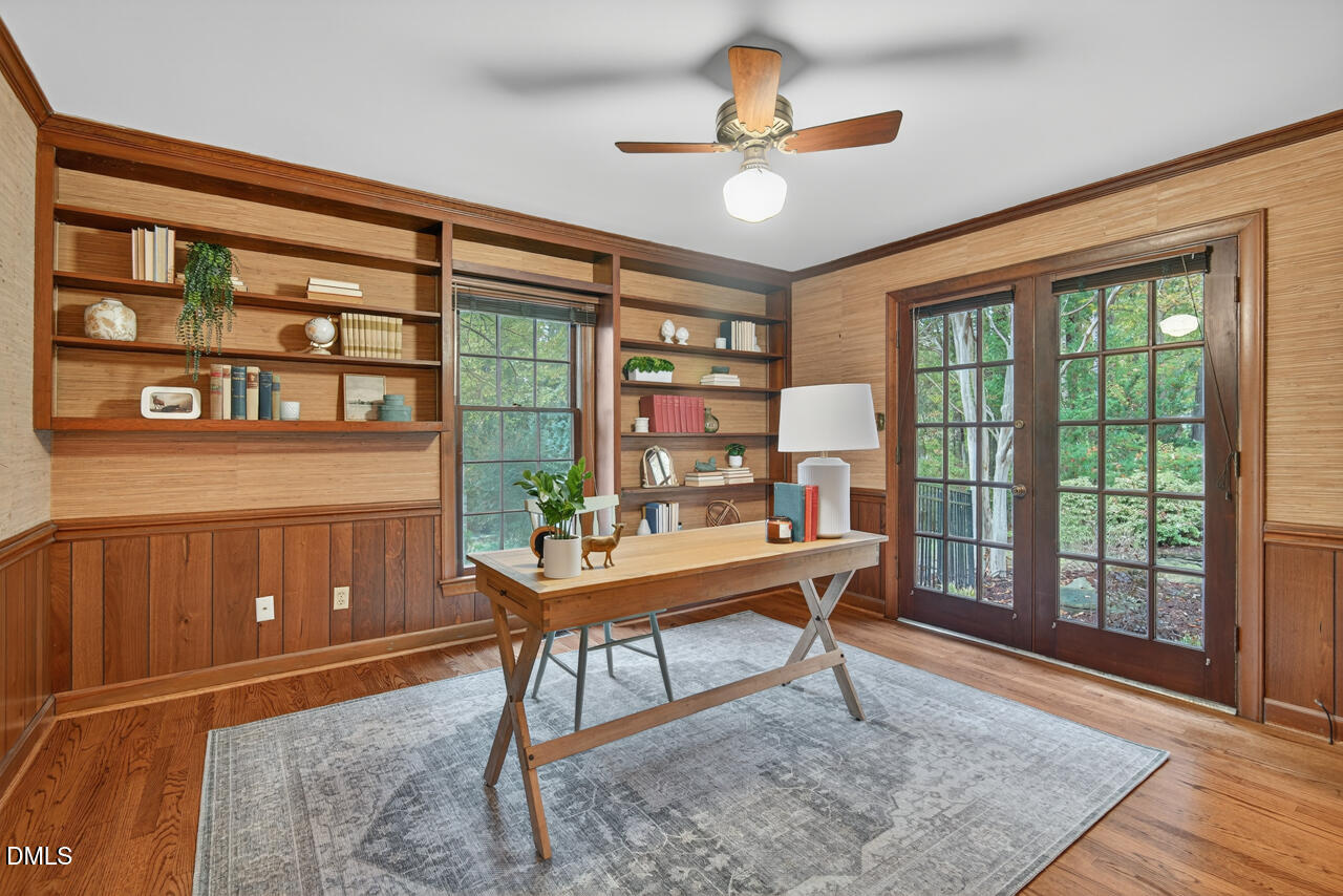 Chapel Hill, North Carolina 27517, United States, 5 Bedrooms Bedrooms, ,3 BathroomsBathrooms,Residential,Pending,236565