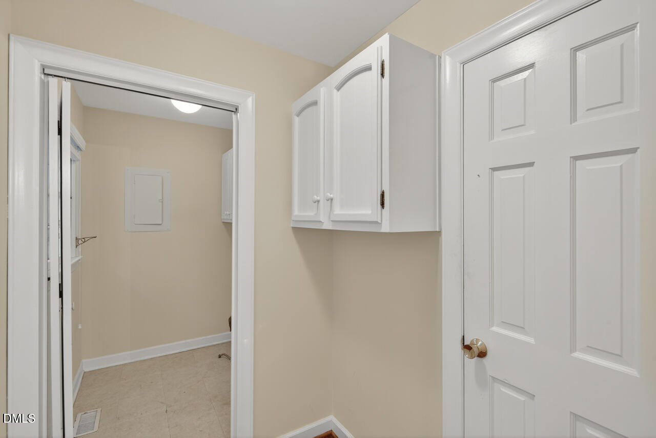 Chapel Hill, North Carolina 27517, United States, 5 Bedrooms Bedrooms, ,3 BathroomsBathrooms,Residential,Pending,236565