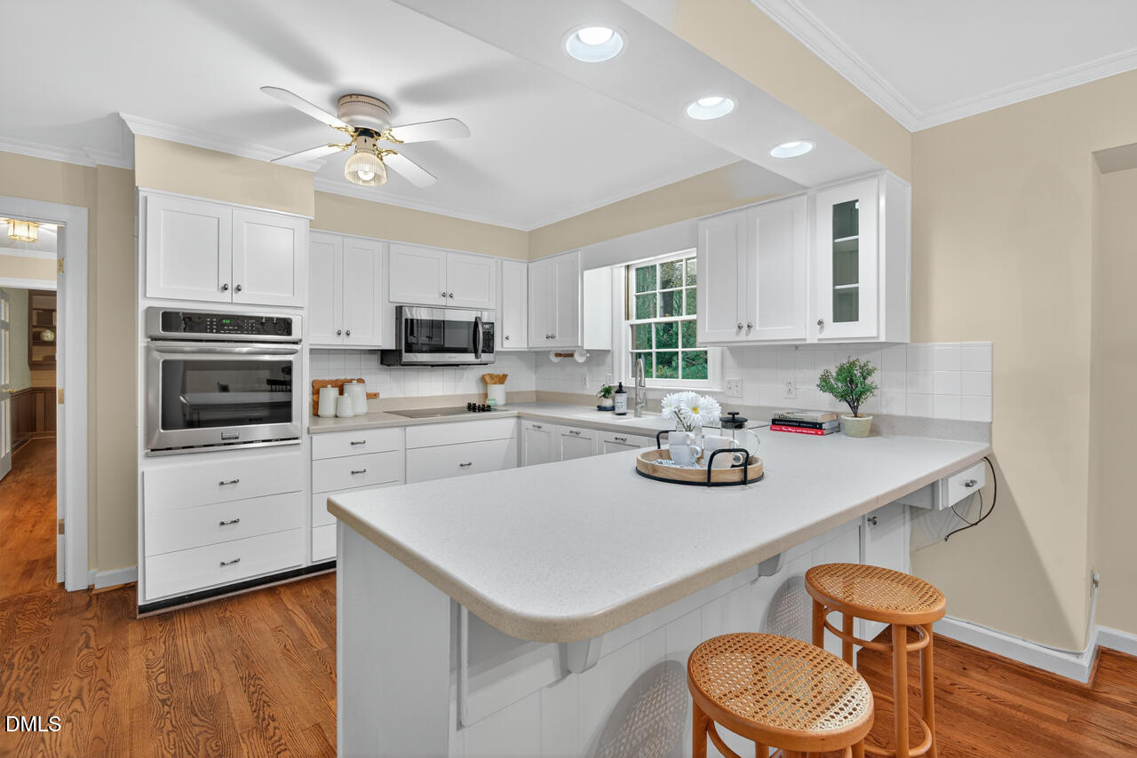 Chapel Hill, North Carolina 27517, United States, 5 Bedrooms Bedrooms, ,3 BathroomsBathrooms,Residential,Pending,236565