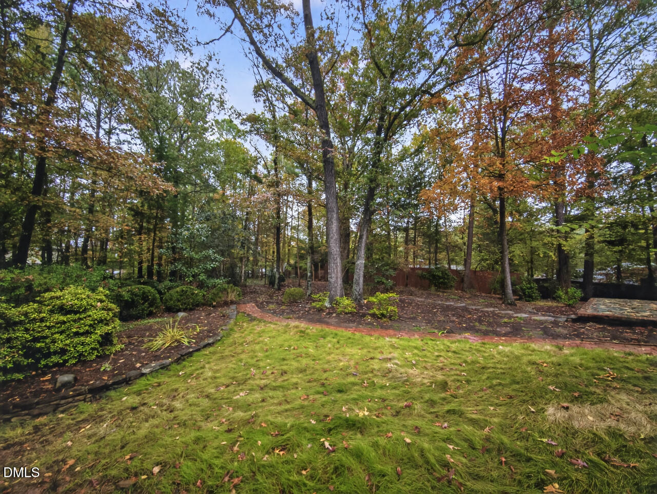 Chapel Hill, North Carolina 27517, United States, 5 Bedrooms Bedrooms, ,3 BathroomsBathrooms,Residential,Pending,236565