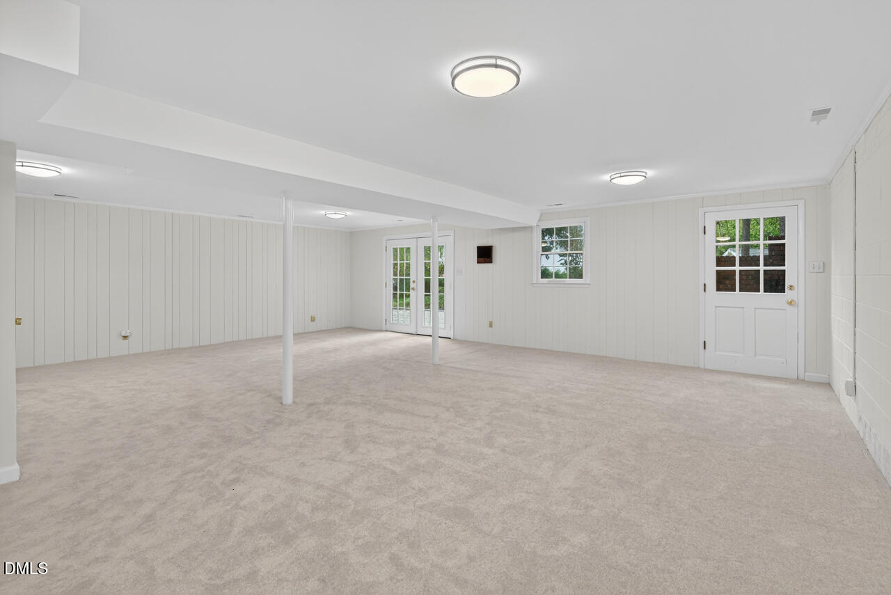 Chapel Hill, North Carolina 27517, United States, 5 Bedrooms Bedrooms, ,3 BathroomsBathrooms,Residential,Pending,236565