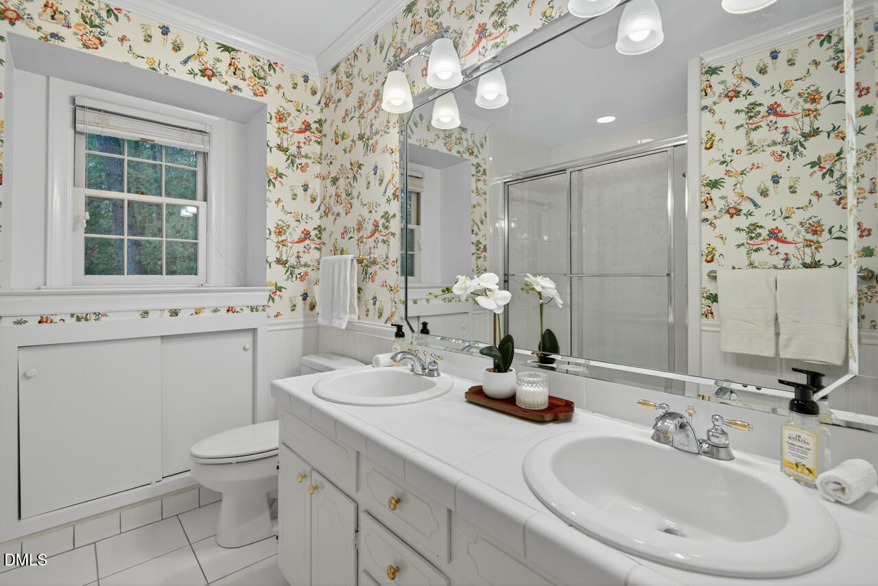 Chapel Hill, North Carolina 27517, United States, 5 Bedrooms Bedrooms, ,3 BathroomsBathrooms,Residential,Pending,236565