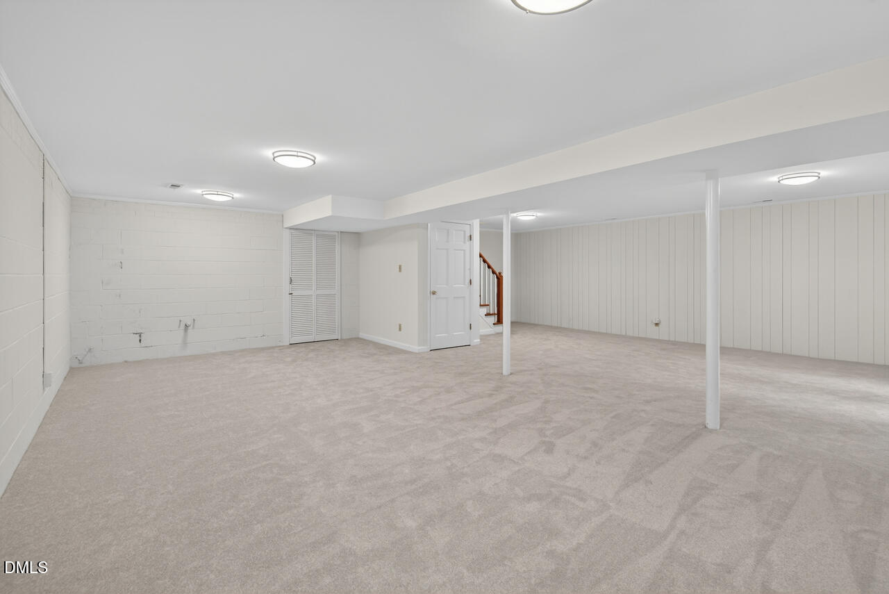 Chapel Hill, North Carolina 27517, United States, 5 Bedrooms Bedrooms, ,3 BathroomsBathrooms,Residential,Pending,236565