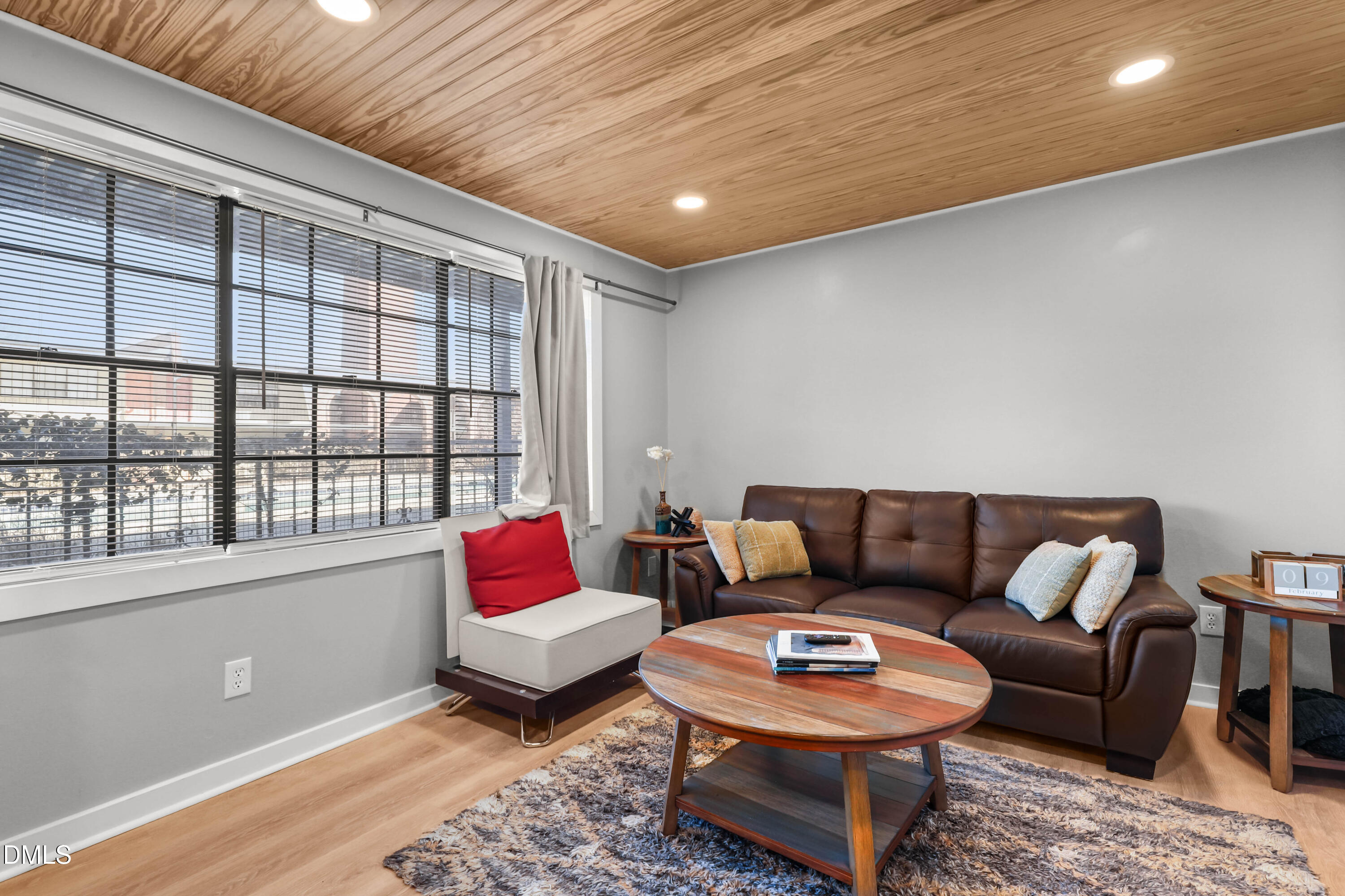 807 W Trinity Avenue Apt 144