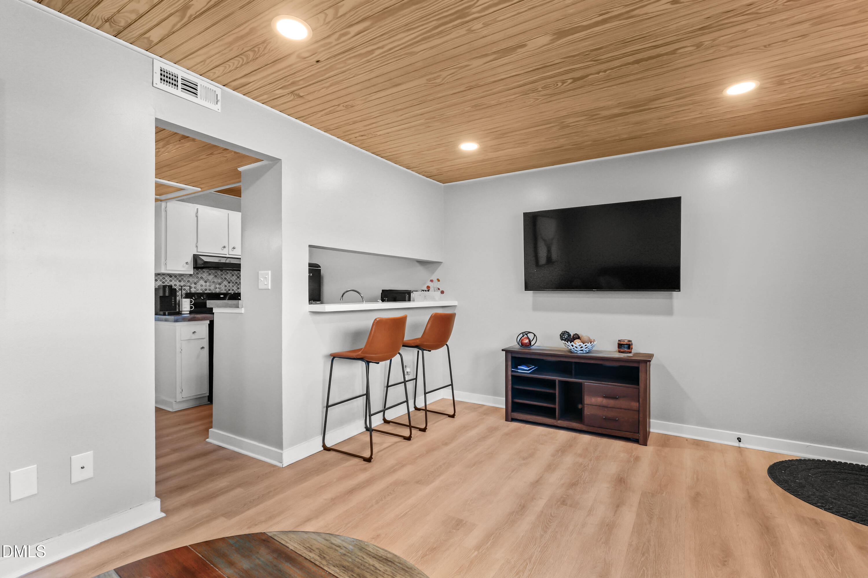 807 W Trinity Avenue Apt 144