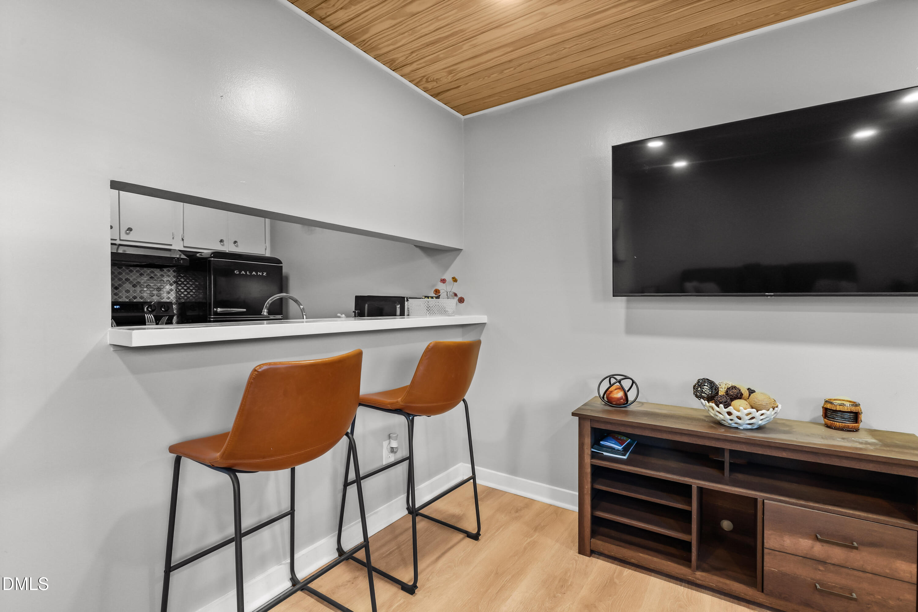 807 W Trinity Avenue Apt 144